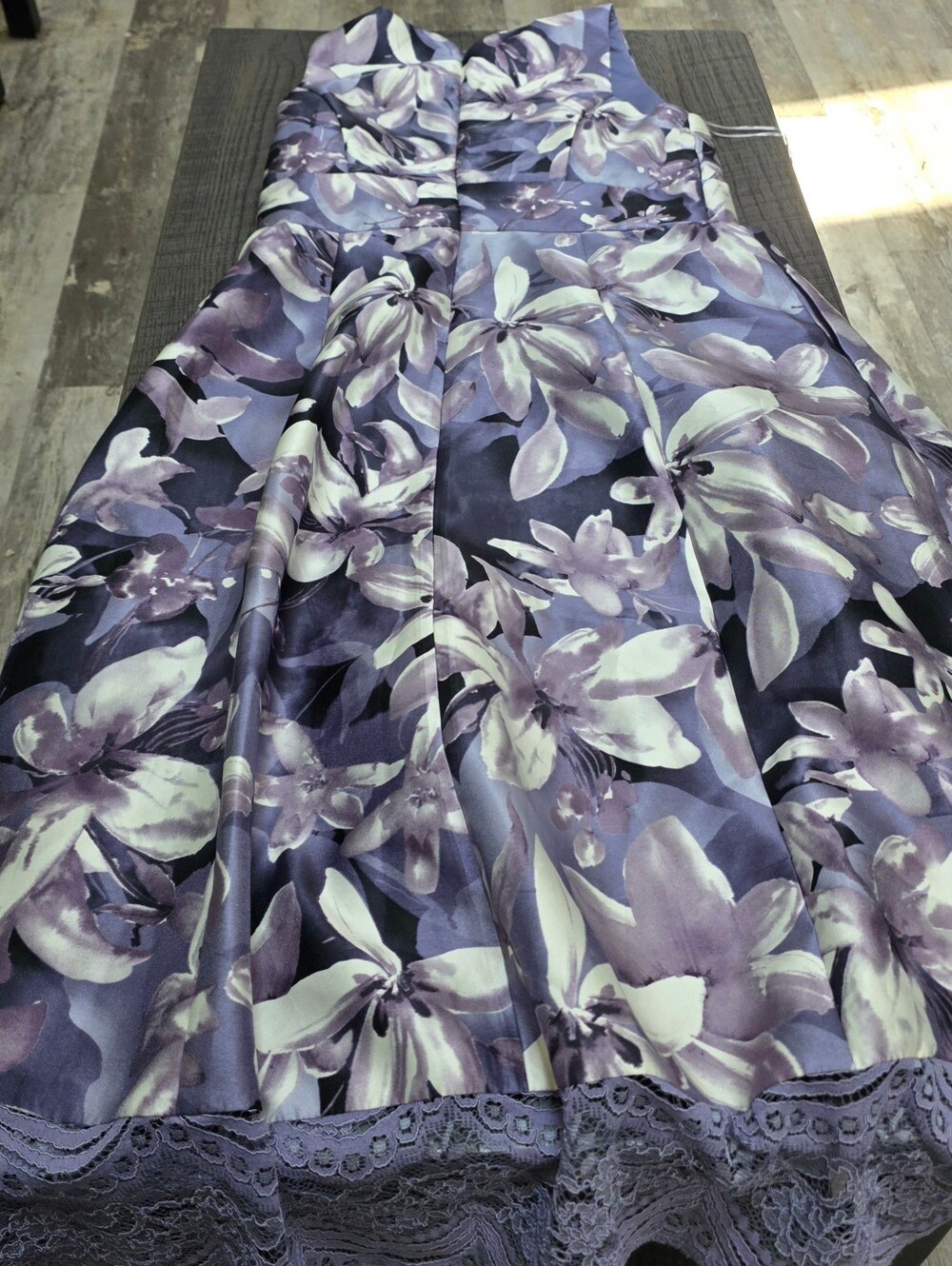 Sangria Sleeveless Purple Floral High-Low Lace Hem Dress (Size:14) - Picture 6 of 9